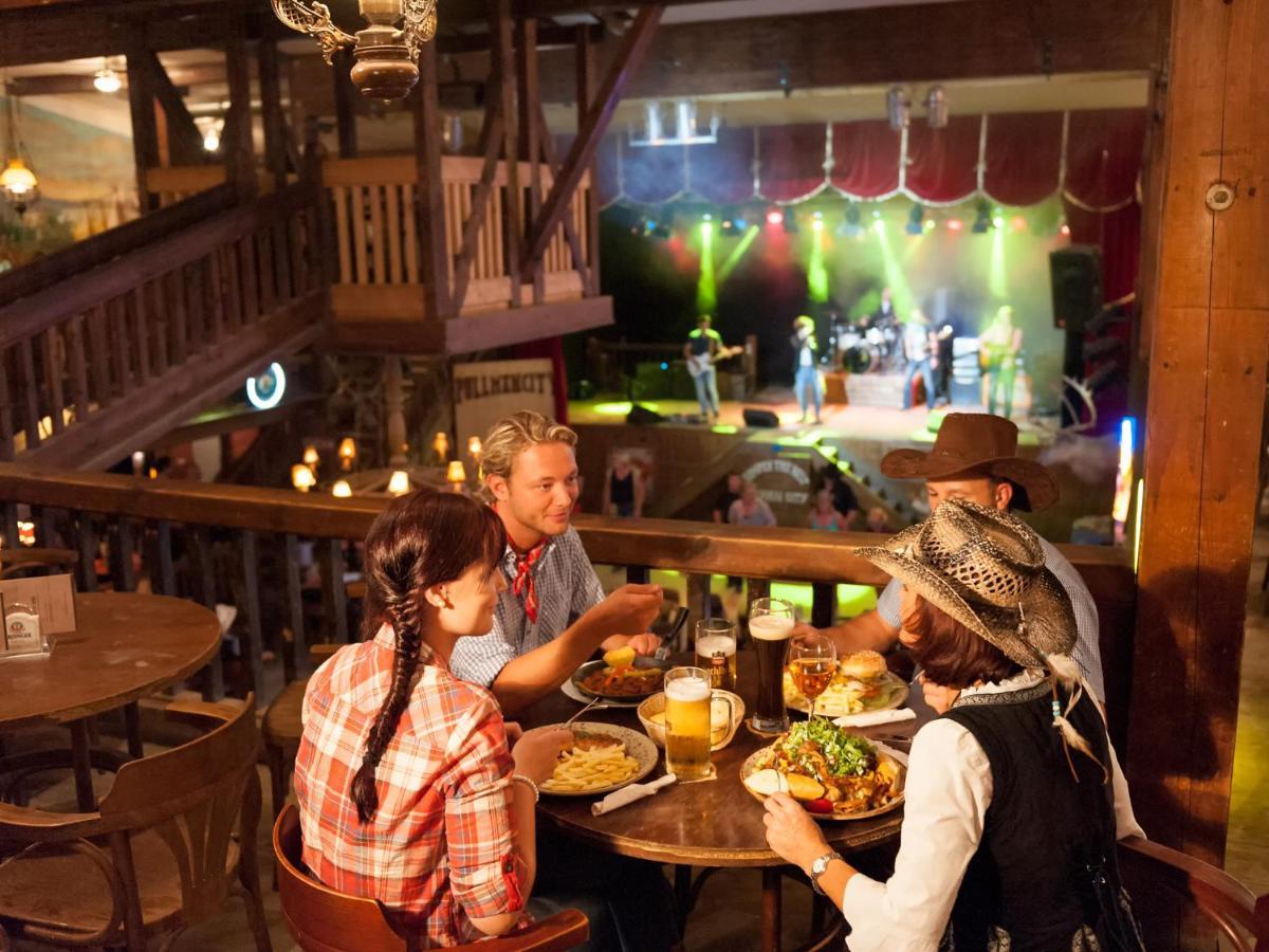 אגינג Pullman City Westernstadt מראה חיצוני תמונה