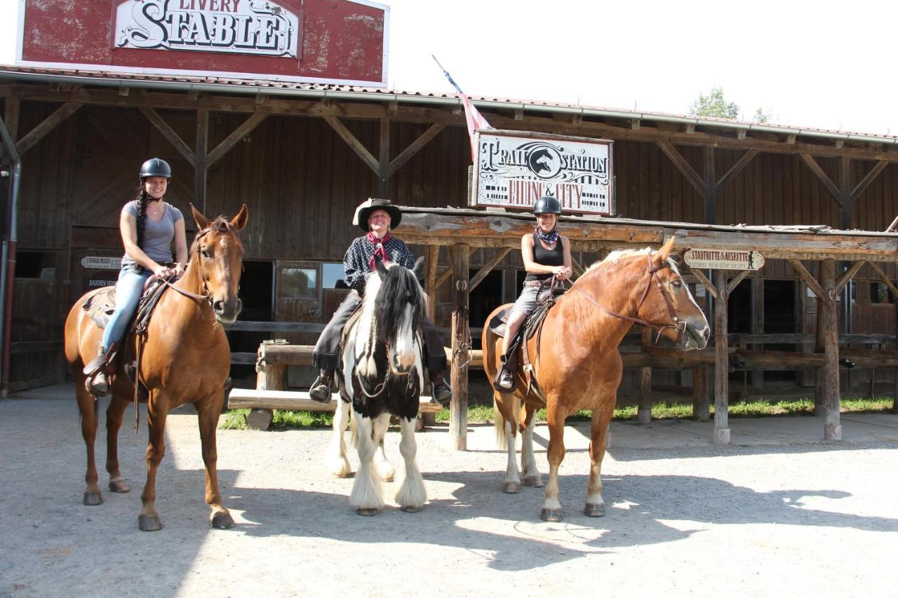 אגינג Pullman City Westernstadt מראה חיצוני תמונה
